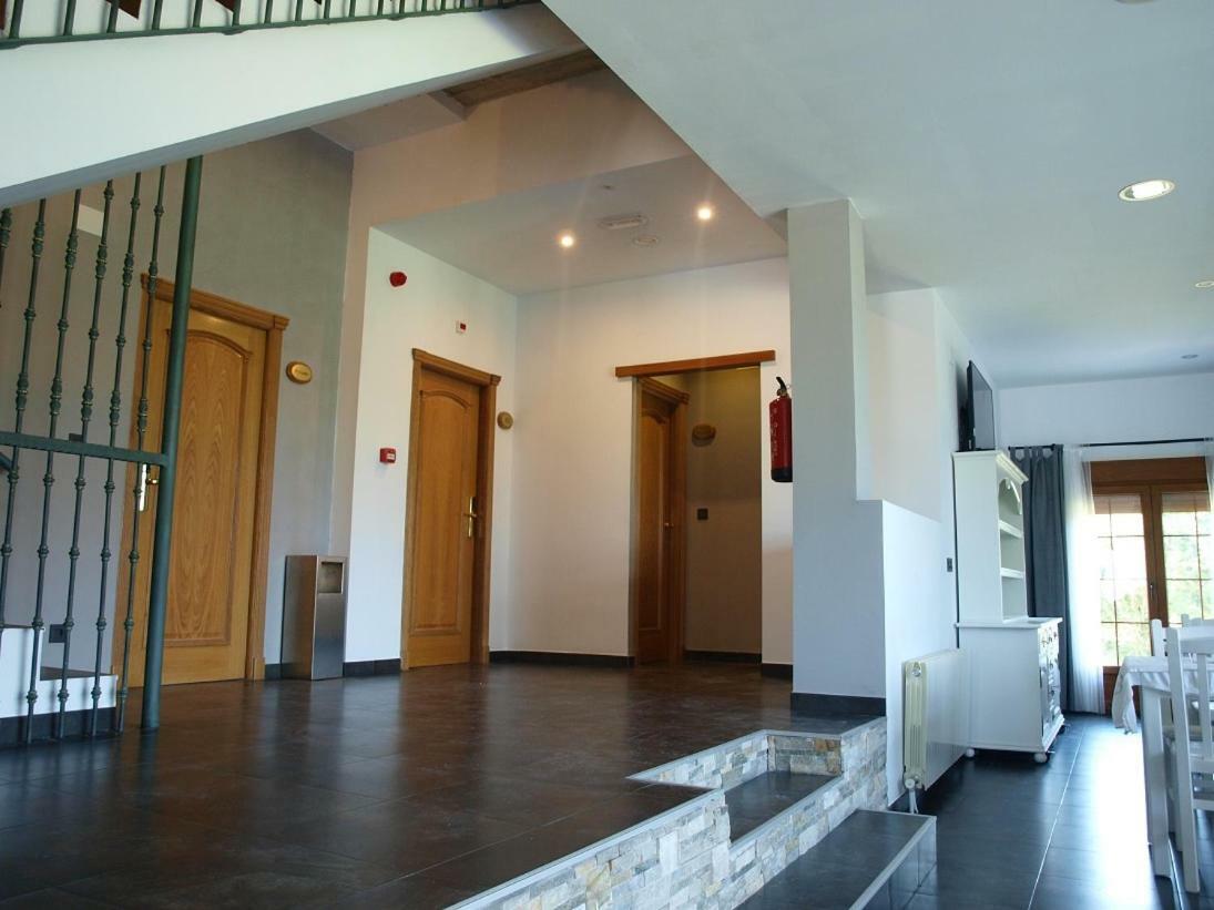 Hosteria La Moraleja Solares Exterior photo